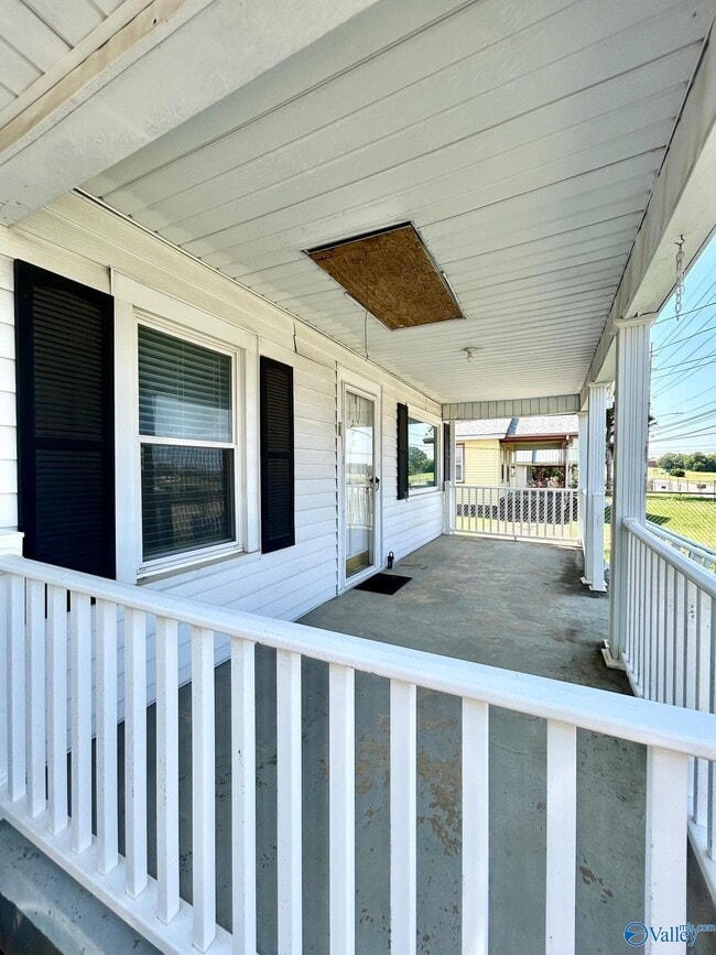 Building Photo - 4718 Meridian St N