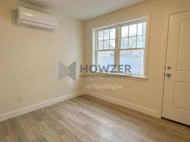 Building Photo - 24 Crocker Dr