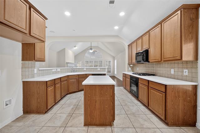 Building Photo - 2408 Barranca Way
