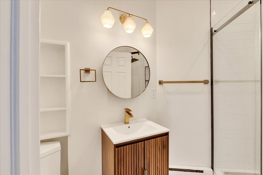 Building Photo - 149 Jay St