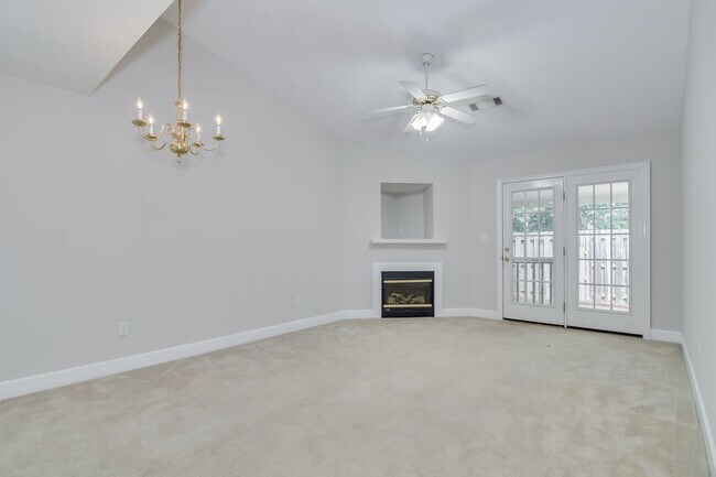Building Photo - 275 Caldwell Cir