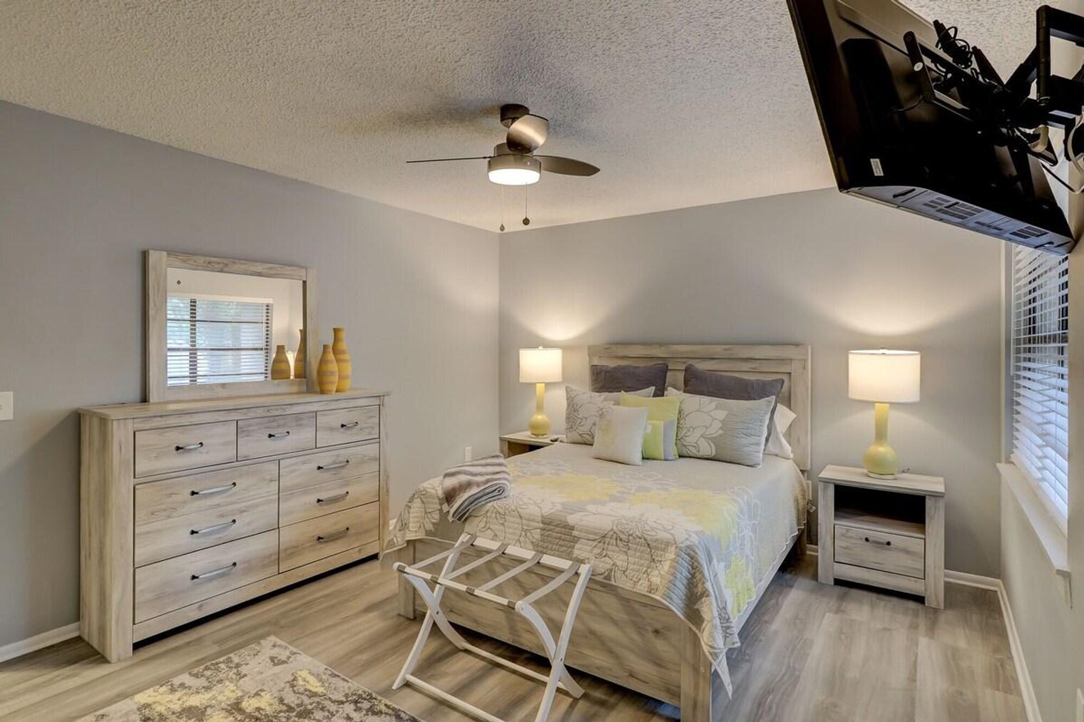 Building Photo - 400 William Hilton Pkwy