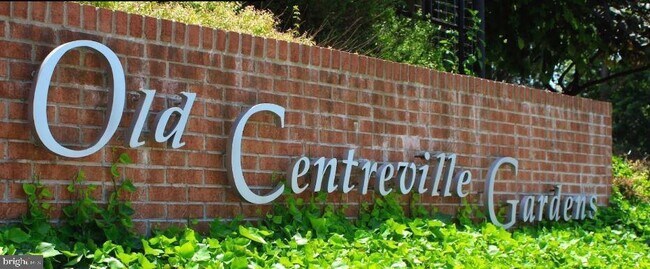 Building Photo - 7495 Prince Charles Ct