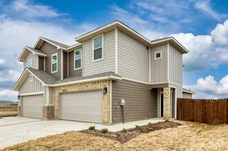 Building Photo - 605 Fallow Dr