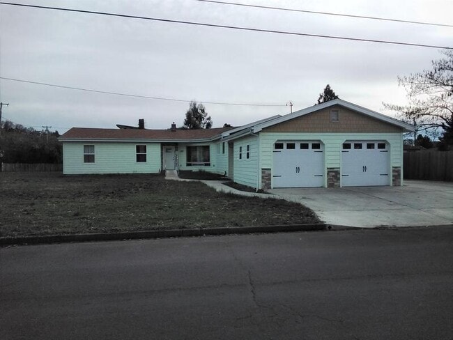 Primary Photo - 2347 Cannon Ave