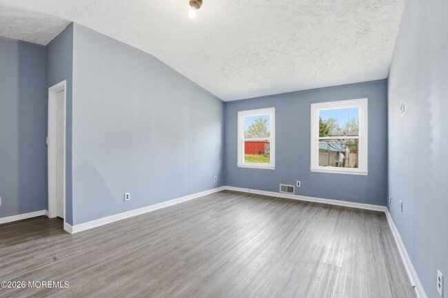 Building Photo - 141 Mill St