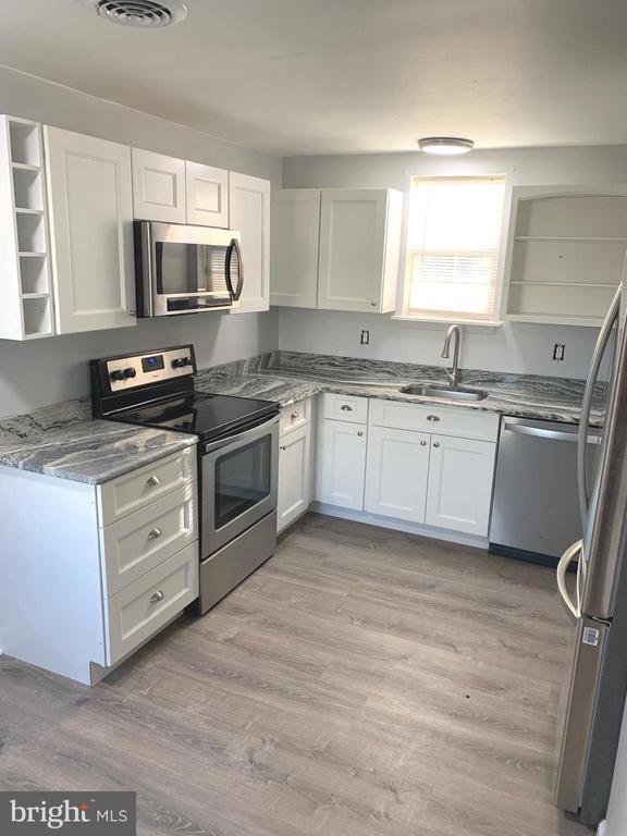 Building Photo - 7703 Dover Rd