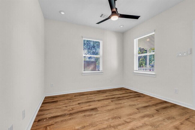 Building Photo - 3441 McGowen St