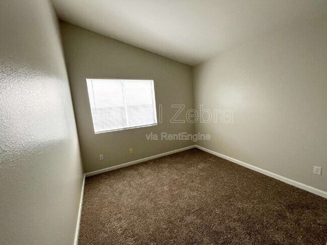 Building Photo - 1209 Duck Blind Cir