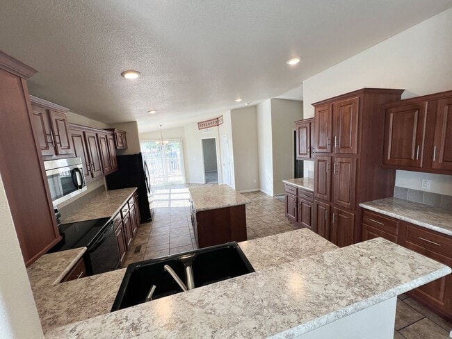 Building Photo - MESQUITE SPRINGS COMMUNITY-COTTONWOOD