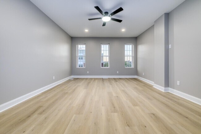 Building Photo - 1703 Edmondson Ave