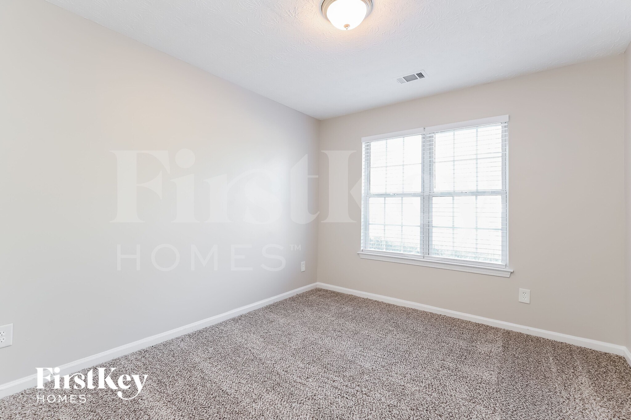 Building Photo - 5321 Regency Lake Ct