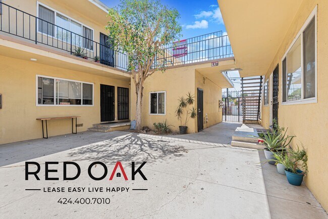 Building Photo - 1666 Lomita Blvd