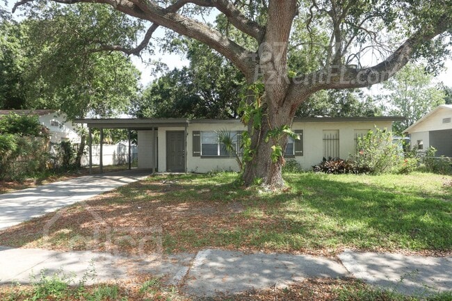Building Photo - Completely Remodeled 3/1 in Orlando with C...