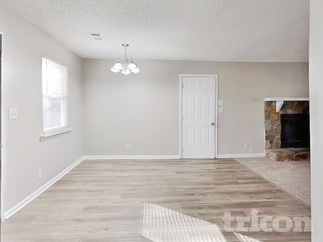 Building Photo - 2914 Sagemont Pl