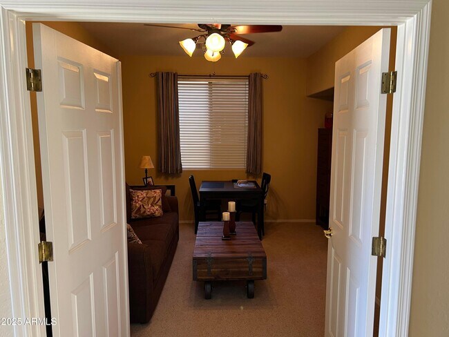 Building Photo - 7240 E Manning St