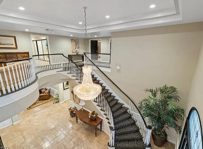 Building Photo - 3160 Bel Air Dr