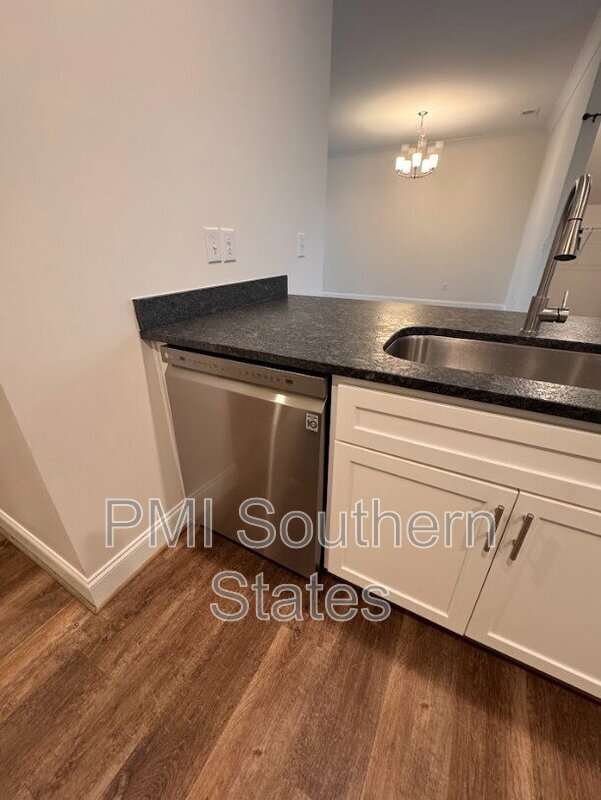 Building Photo - 207 Clarus Crk Wy