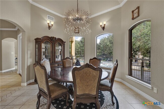 Building Photo - 9752 Trophy Oaks Dr