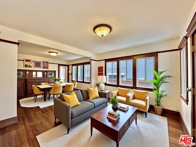 Primary Photo - 1110 Echo Park Ave