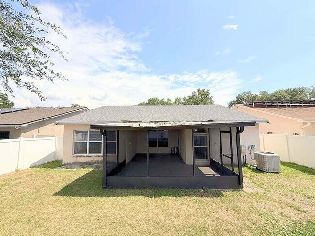 Building Photo - 1118 Hardwood Dr