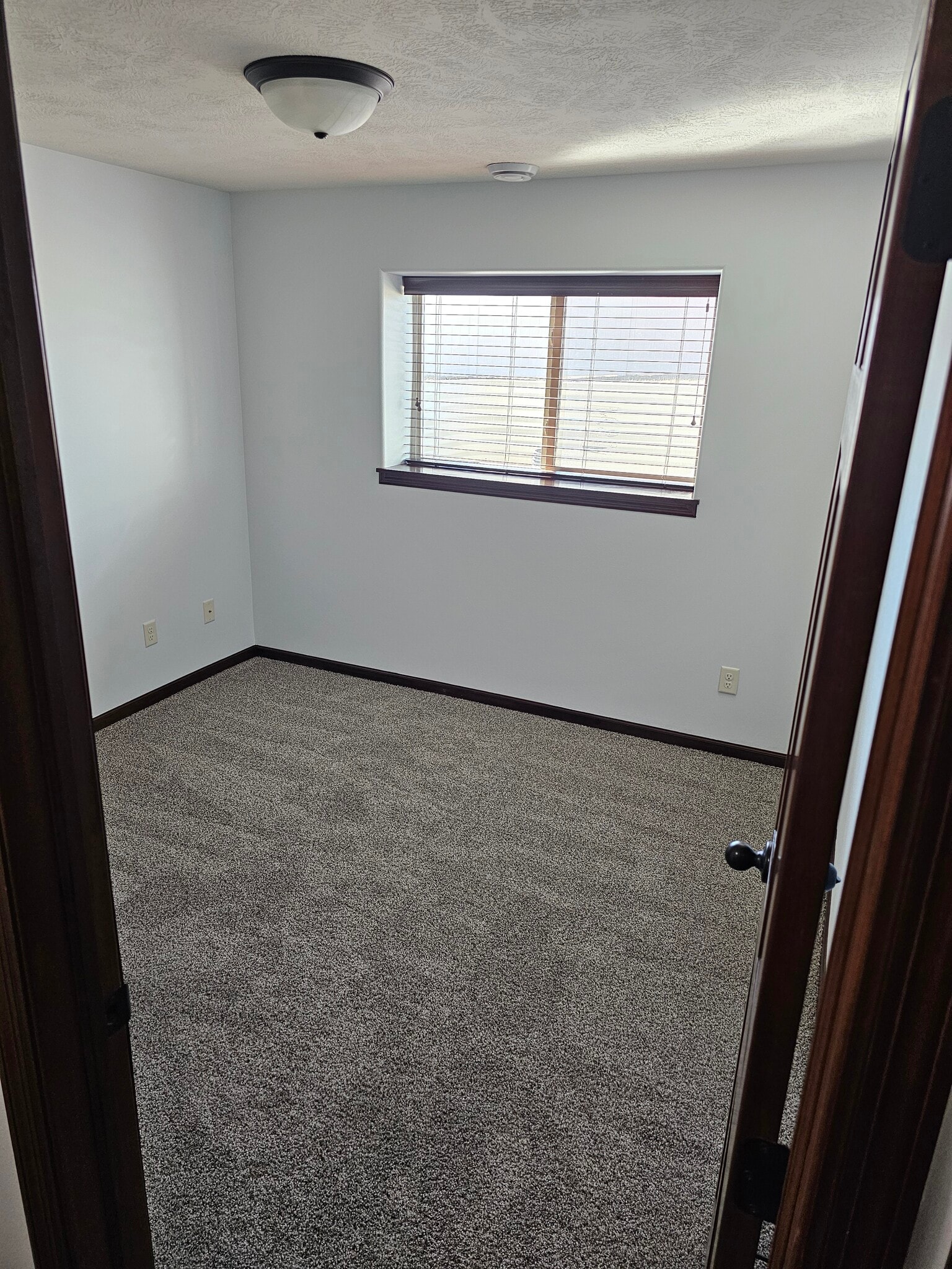 Building Photo - 5603 w Bakker park dr