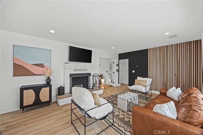 Building Photo - 55585 Onaga Trail