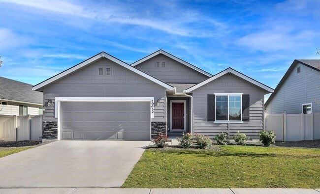 Building Photo - Welcome to this stunning 4-bedroom, 2-bathroom home located in the vibrant community of Caldwell,...