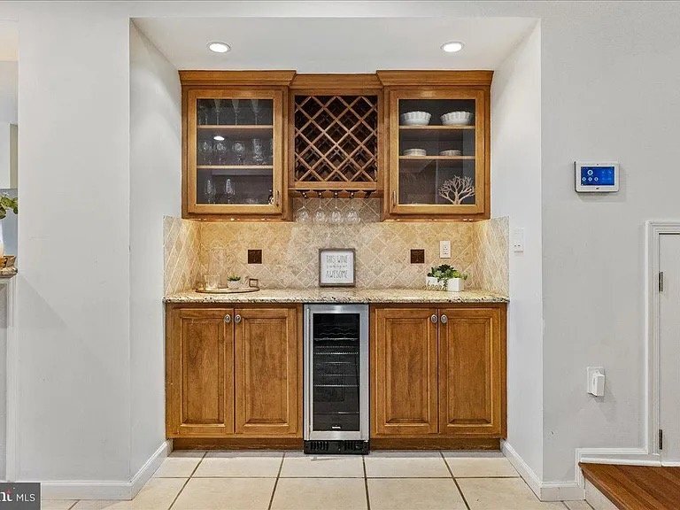 Building Photo - 1 Fieldwood Ct