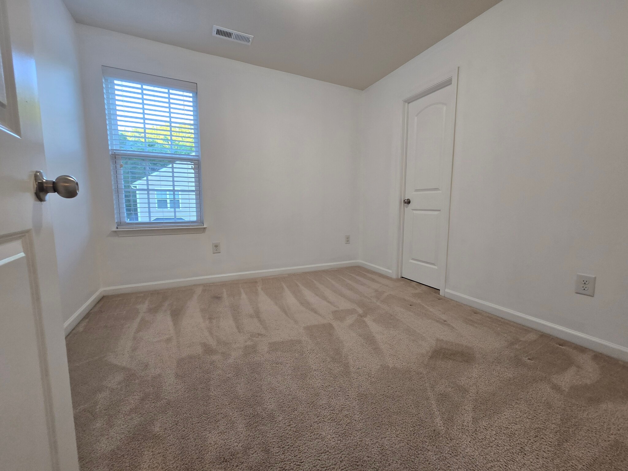 Building Photo - 6522 Ashebrooke Dr