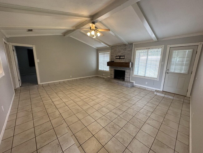 Building Photo - 5002 57th St