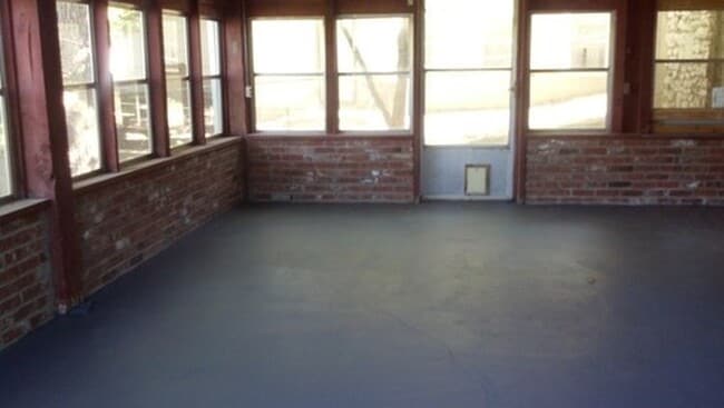 Building Photo - 11318 E Park St