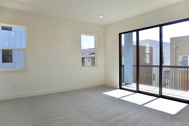 Building Photo - State of the Art Condo located in Fremont! – Metro West Community!