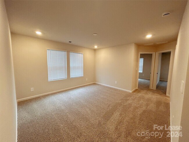 Building Photo - 430 Cedar Knoll Cir