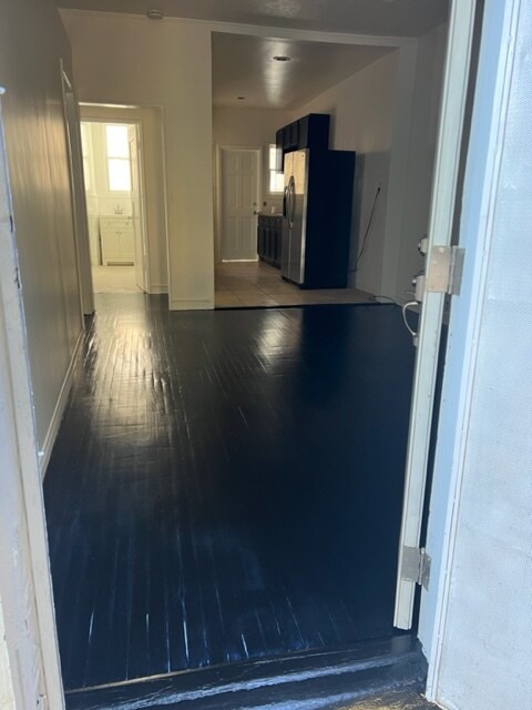 entrance to living room - 229 Columbia Pl