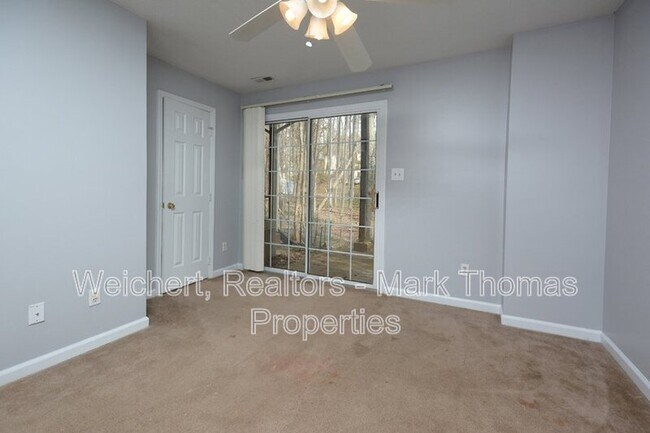 Building Photo - 13 Tarawa Terrace