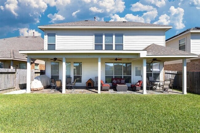 Building Photo - 18311 Red Oak Manor Ln