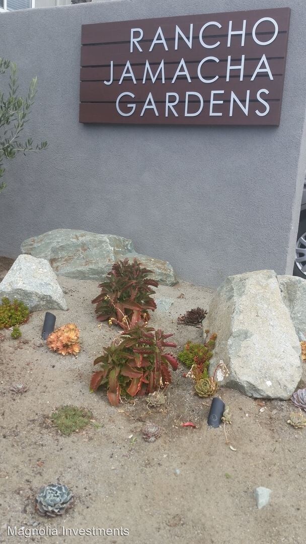 Building Photo - 1 br, 1 bath Apartment - 437 Jamacha Road