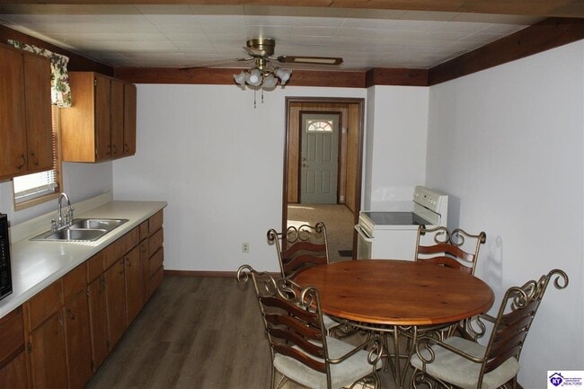 Building Photo - 2686 S Wilson Rd