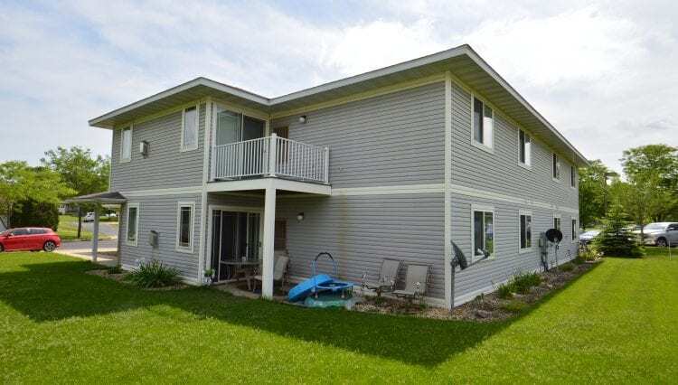 Building Photo - 273 Meadowside Dr