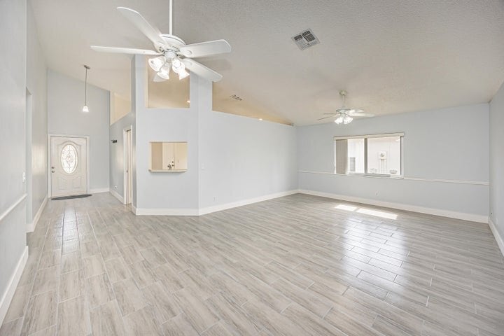 Building Photo - 5148 Rosen Blvd