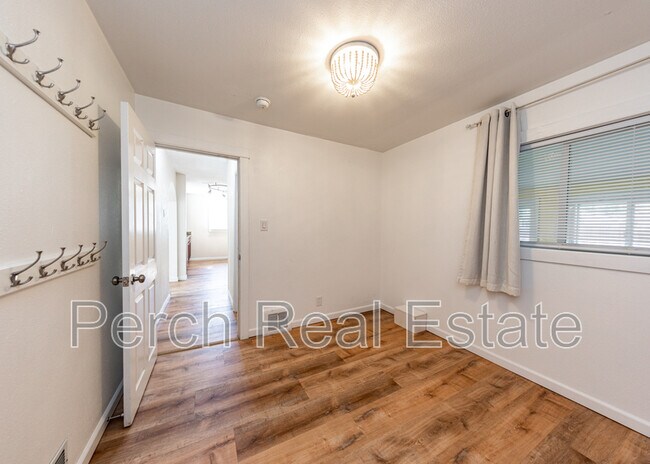 Building Photo - 4319 S Logan St