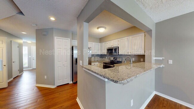 Building Photo - 322 Sunrise Cir