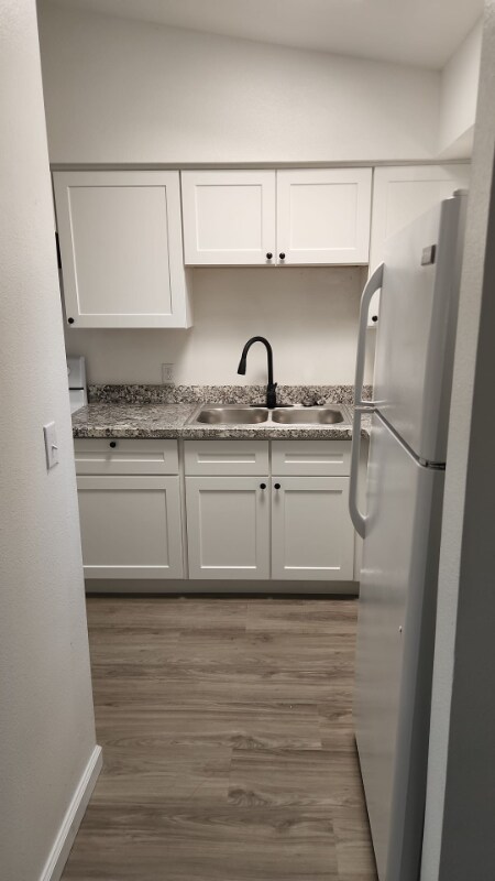 Building Photo - 1311 N Gila St