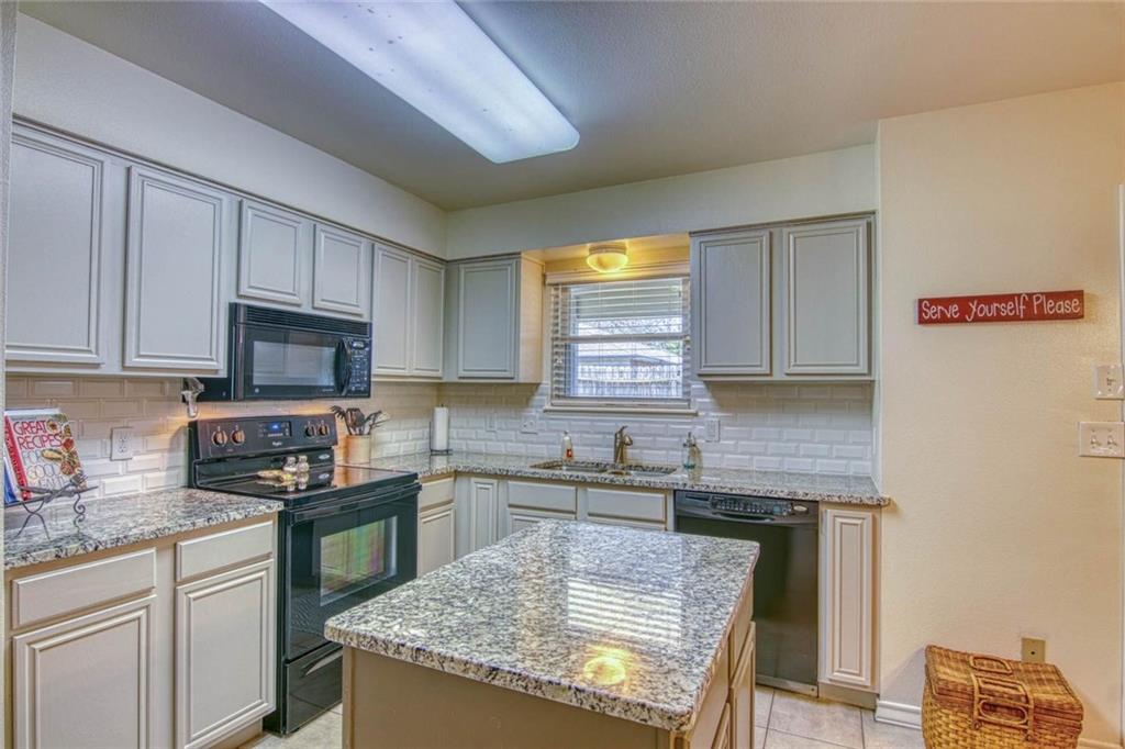 Building Photo - 714 Saint Lucy Dr