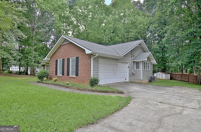Building Photo - 135 Windham Way