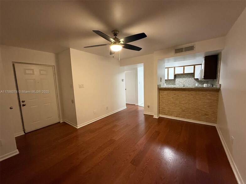 Building Photo - 15290 SW 106th Ln
