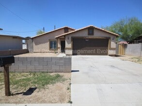 Building Photo - 2950 E Mobile Ln