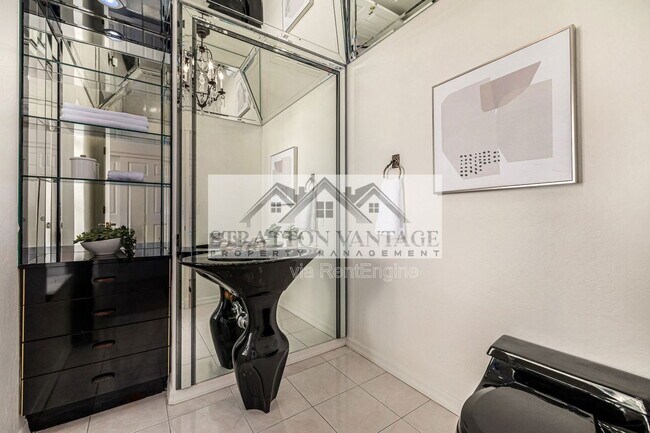 Building Photo - 15848 E Brodiea Dr