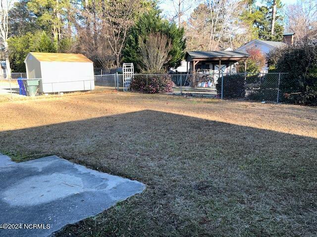 Building Photo - 2110 Southview Dr